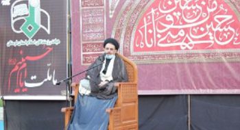 مراسم عزای سالار شهیدان با حضورت حجت الاسلام والمسلمین شاهرخی+عکس