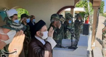  برگزاری مراسم گرامیداشت روز ارتش در قرارگاه عملیاتی لشکر ۸۴ استان لرستان با حضور نماینده ولی فقیه در استان لرستان