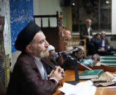 جمعی از اعضای ستاد بازسازی عتبات عالیات و خادمان و زحمت کشان آستان مقدس اهل بیت«ع» با حجت‌ الاسلام والمسلمین دکتر سید احمدرضا شاهرخی نماینده ولی فقیه در استان لرستان و امام جمعه خرم آباد دیدار کردند.
