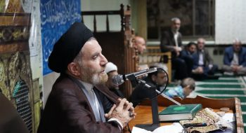 جمعی از اعضای ستاد بازسازی عتبات عالیات و خادمان و زحمت کشان آستان مقدس اهل بیت«ع» با حجت الاسلام والمسلمین دکتر سید احمدرضا شاهرخی نماینده ولی فقیه در استان لرستان و امام جمعه خرم آباد دیدار کردند.