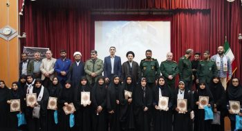 نشست نخبگان بسیج دانش آموزی به مناسبت هفته بسیج با حضور حجة الاسلام والمسلمین دکتر سید احمدرضا شاهرخی نماینده ولی فقیه در استان لرستان و امام جمعه خرم آباد