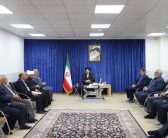 تعدادی از بزرگان شهرستان سلسله با حجة الاسلام والمسلمین دکتر سید احمدرضا شاهرخی نماینده ولی فقیه در استان لرستان و امام جمعه خرم آباد در محل دفتر دیدار و گفت و گو کردند.
