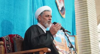 مراسم گرامیداشت دهه کرامت (میلاد حضرت فاطمه معصومه سلام الله علیها و حضرت امام رضا علیه السلام) با حضور نماینده ولی فقیه در استان لرستان و امام جمعه خرم آباد و عموم مردم و جمعی از روحانیون در مسجد شهید آیة الله مدنی خرم آباد برگزار شد.
