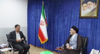 مدیریت شعب بانک های سپه استان لرستان و کارکنان با  نماینده ولی فقیه در استان لرستان و امام جمعه خرم آباد دیدار و گفتگو کردند.