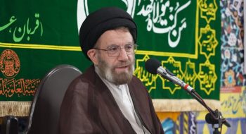 جلسه تبیینی و گرامیداشت شهدای حادثه تروریستی به دست رژیم غاصب صهیونیستی با حضور نماینده ولی فقیه در استان لرستان و امام جمعه خرم آباد در مسجد حضرت امام جعفر صادق علیه السلام برگزار شد.