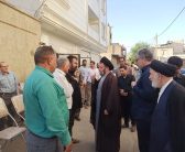 حضور در منزل شهید سید مهدی موسوی توسط نماینده ولی فقیه در استان لرستان و امام جمعه خرم آباد .