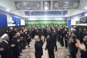 دومین روز از مراسم عزاداری ایام ماه محرم الحرام با حضور نماینده ولی فقیه در استان لرستان و امام جمعه خرم آباد ، و عموم مردم و روحانیت برگزار شد.