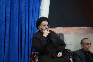 سومین روز از مراسم عزاداری ایام ماه محرم الحرام با حضور نماینده ولی فقیه در استان لرستان و امام جمعه خرم آباد ، و عموم مردم و روحانیت برگزار شد.