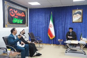 معاونت امور فرهنگی کمیته امداد امام خمینی (ره) کشور و مدیر کل کمیته امداد امام خمینی ره استان لرستان با نماینده ولی فقیه در استان لرستان و امام جمعه خرم آباد دیدار کرد.