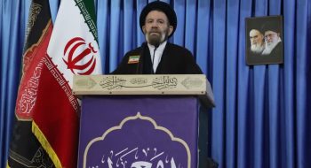 نماز جمعه به امامت نماینده ولی فقیه در لرستان و امام جمعه خرم آباد حضرت حجتالاسلام والمسلمین سید احمد رضا شاهرخی در مصلی الغدیر شهرستان خرم آباد برگزار شد .1404/04/27