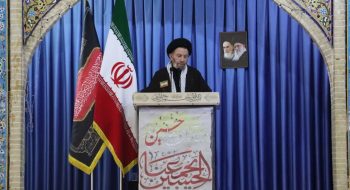 نماز جمعه به امامت نماینده ولی فقیه در لرستان و امام جمعه خرم آباد حضرت حجت‌الاسلام والمسلمین سید احمد رضا شاهرخی در مصلی الغدیر شهرستان خرم آباد برگزار شد .1404/05/10