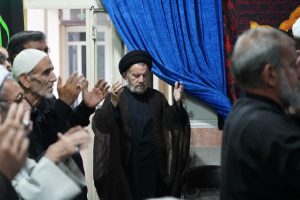 چهارمین روز مراسم سوگواری بمناسبت ایام عزاداری پنج روز آخر ماه صفر به میزبانی نماینده ولی فقیه در استان لرستان و امام جمعه خرم آباد، برگزار گردید.