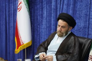 اعضای ستاد اجرایی چهارمین جشنواره قرآنی ، فرهنگی ، هنری و ادبی نماز جمعه خرم آباد با  نماینده ولی‌فقیه در استان لرستان و امام جمعه خرم‌آباد دیدار کردند.