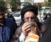 نماینده ولی فقیه در استان لرستان و امام جمعه خرم آباد با خانواده شهدای جنگ ۱۲ روزه استان لرستان ، در شهر مشهد مقدس دیدار کردند.