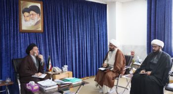 رئیس سازمان تبلیغات اسلامی استان لرستان با  نماینده ولی‌فقیه در استان لرستان و امام جمعه خرم‌آباد دیدار کرد.