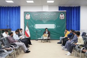  اعضای مجمع مشورتی جوانان دفتر نماینده ولی فقیه در استان لرستان با نماینده ولی فقیه در استان لرستان و امام جمعه خرم آباد دیدار کردند.