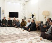 نماینده ولی فقیه در استان لرستان و امام جمعه خرم‌آباد با حضور در منزل شهید امیرحسین طولابی از شهدای جنگ تحمیلی ۱۲ روزه ، با خانواده این شهید والامقام دیدار و گفت و گو کرد.