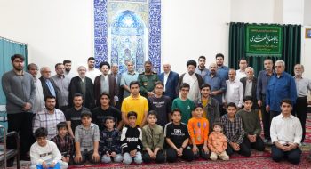 نماینده ولی‌فقیه در استان لرستان و امام‌جمعه خرم‌آباد در جمع نمازگزاران و نوجوانان مسجد حضرت صاحب الزمان (عج) چهاراه فرهنگ خرم آباد حضور پیدا کردند.