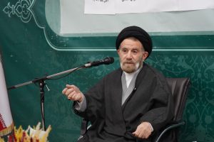 مدیرکل تعزیرات حکومتی استان لرستان با  نماینده ولی فقیه در استان لرستان و امام جمعه خرم آباد دیدار کرد.