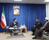 فرمانده جدید نیروی انتظامی شهرستان خرم آباد با نماینده ولی‌فقیه در استان لرستان و امام جمعه خرم‌آباد دیدار و گفت و گو کرد.