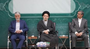 وزیر فرهنگ و ارشاد با نماینده ولی‌فقیه در استان لرستان و امام جمعه خرم‌آباد  دیدار و گفت و گو کرد.