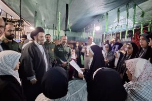 بازدید از حلقات صالحین حوزه‌های مقاومت بسیج شهرستان رومشکان با حضور  نماینده ولی‌فقیه در استان لرستان و امام جمعه خرم‌آباد برگزار شد.