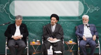 رئیس کمیسیون بهداشت و درمان مجلس شورای اسلامی به‌همراه اعضای این کمیسیون با نماینده ولی‌فقیه در استان لرستان و امام جمعه خرم‌آباد  دیدار و گفت‌وگو کردند.