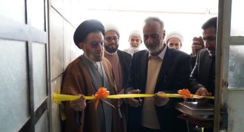 آیین افتتاحیه مجموعه ستاد اقامه نماز استان لرستان با حضور نماینده ولی‌فقیه در استان و امام‌جمعه خرم‌آباد و قائم مقام ستاد اقامه نماز برگزار شد.