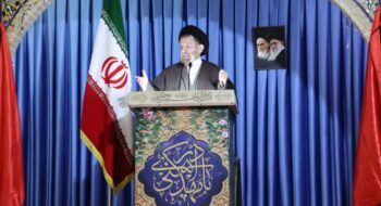 نماز جمعه به امامت نماینده ولی فقیه در لرستان و امام جمعه خرم آباد حضرت حجت‌الاسلام والمسلمین سید احمد رضا شاهرخی در مصلی الغدیر شهرستان خرم آباد برگزار شد .1404/10/19