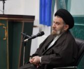 مدیرکل جدید اداره کل فرهنگ و ارشاد اسلامی استان لرستان به همراه جمعی از معاونان و همکاران، با نماینده ولی‌فقیه در استان لرستان و امام جمعه خرم‌آباد دیدار و گفتگو کردند.