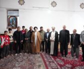 نماینده ولی فقیه در استان لرستان و امام جمعه خرم آباد با حضور در جمع نمازگزاران مسجد امام خمینی (ره) منطقه آبباریکی، ضمن اقامه نماز جماعت، با آنها دیدار و گفتگو کرد.
