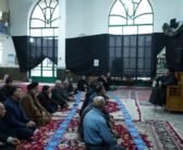 نماز جماعت ظهر و عصر به امامت نماینده ولی‌فقیه در استان لرستان و امام جمعه خرم‌آباد با حضور استاندار استان لرستان ، فرمانده سپاه حضرت ابوالفضل علیه السلام استان لرستان و نمازگزاران مسجد حضرت صاحب الزمان عجل الله خیابان رازی خرم آباد برگزار شد.