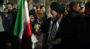 اجتماع باشکوه عزاداران امام شهید و بیعت با آیت الله سید مجتبی خامنه ای مدظله العالی در جایگاه خیابان بعثت با حضور نماینده ولی فقیه در استان لرستان و امام جمعه خرم آباد