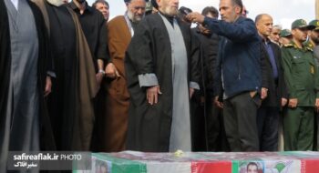 مراسم تشییع شهید سردار محمدحسین صوفی از شهدای جنگ رمضان در شهرستان ازنا با حضور نماینده ولی‌فقیه در استان لرستان و امام جمعه خرم‌آباد