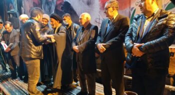 اجتماع باشکوه عزاداران امام شهید و بیعت با آیت الله سید مجتبی خامنه ای مدظله العالی در شهرستان نورآباد با حضور نماینده ولی فقیه در استان لرستان و امام جمعه خرم آباد