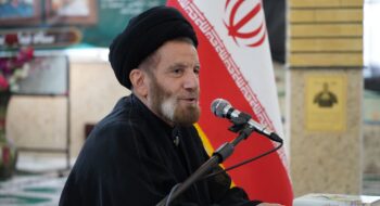 نماینده ولی‌فقیه در استان لرستان و امام جمعه خرم‌آباد، در شهرستان پلدختر با پیشکسوتان ایثار و جهاد دیدار و گفتگو کرد.