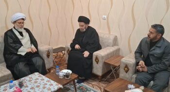 حجت الاسلام والمسلمین پوررضا از اعضای دفتر حضرت آیت الله العظمی شهید امام خامنه‌ای (ره) و مقام معظم رهبری حضرت آیت الله سید مجتبی حسینی خامنه‌ای مدظله العالی و از مسئولین معاونت روحانیت دفتر مقام معظم رهبری با حجت‌الاسلام والمسلمین دکتر سید احمدرضا شاهرخی نماینده ولی‌فقیه در استان لرستان و امام جمعه خرم‌آباد در محل دفتر دیدار و گفت و گو کردند