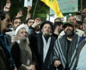 «موج ۱۰۰؛ حضور باشکوه رزمندگان خیابان در حمایت از رزمندگان میدان» با حضور نماینده ولی‌فقیه در استان لرستان و امام جمعه خرم‌آباد در جایگاه بعثت خیابان انقلاب برگزار شد.