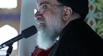 مراسم بزرگداشت «امام شهید امت و آقای شهید ایران» با  سخنرانی آیت‌الله احمد خاتمی، امام جمعه موقت تهران و عضو فقهای شورای نگهبان، و با حضور نماینده ولی‌فقیه در استان لرستان و امام جمعه خرم‌آباد در مصلی الغدیر برگزار شد.