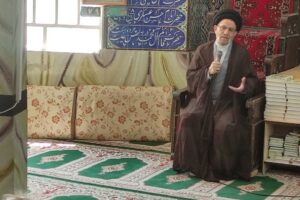نماینده ولی فقیه در استان لرستان و امام جمعه خرم آباد به مناسبت فرا رسیدن هفته مسجد، با حضور در مسجد حضرت امام رضا علیه السلام، منطقه اسدآبادی، با جمعی از مومنین و نمازگزاران دیدار و گفتگو نمود.