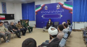 جمعی از فعالان فرهنگی، مذهبی و کنشگران انقلابی، با نماینده ولی فقیه در استان لرستان و امام جمعه خرم آباد گفتگو و دیدار کردند.