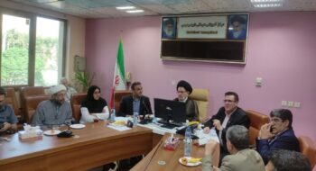 بمناسبت روز پزشک، آیین تجلیل از پزشکان با حضور نماینده ولی فقیه در استان لرستان و امام جمعه خرم آباد و جمعی از پزشکان در محل سالن جلسات مرکز آموزشی درمانی شهید رحیمی «ره» برگزار گردید.