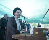 گردهمایی مردمی تجدید میثاق عشایر لرستان با امام امت، و بزرگداشت سفر تاریخی مرجع عالیقدر جهان تشیع، قائد شهید و رهبر عزیز انقلاب اسلامی حضرت آیت الله العظمی امام خامنه‌ای «رحمت الله علیه» سرزمین پر آلاله روستای صاحب الزمان «عجل الله تعالی فرجه الشریف» با حضور نماینده ولی فقیه در استان لرستان و امام جمعه خرم آباد برگزار گردید.