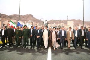 افتتاح تقاطع غیر همسطح «شهدای اقتدار» حلقه واسط کمربندی شرقی و غربی با حضور نماینده ولی فقیه در استان لرستان و امام جمعه خرم آباد و جمعی از مدیران ، خانواده‌های معظم شهدا و ایثارگران، برگزار گردید.