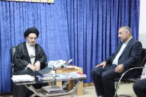 رئیس سازمان زندان‌های کشور، جمعی از معاونین، کشوری رئیس زندان‌های استان لرستان، با حضور در دفتر امام جمعه خرم آباد با نماینده ولی فقیه در استان لرستان و امام جمعه خرم آباد  دیدار و گفتگو نمودند.